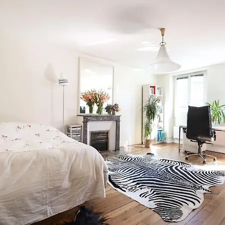Apartment And Parisian Style - 3 Bedrooms *